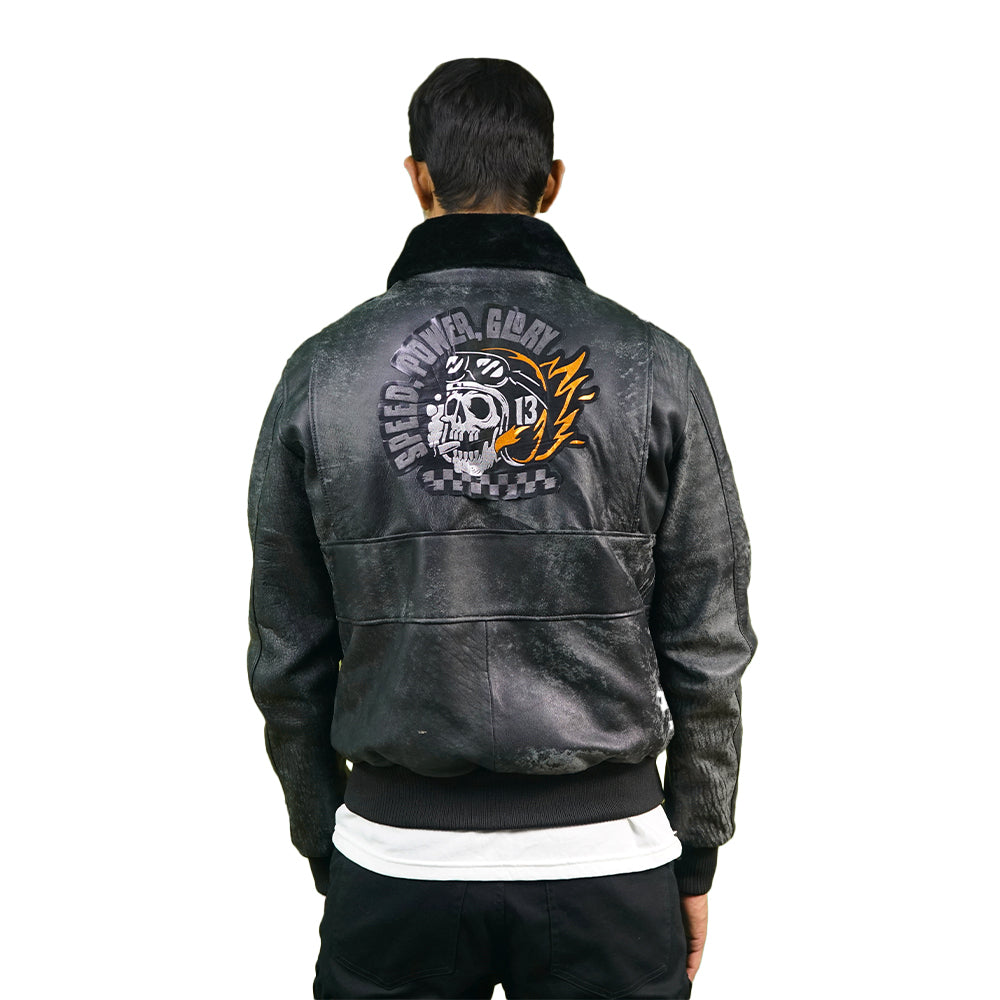 Chaqueta Bomber negra con parche